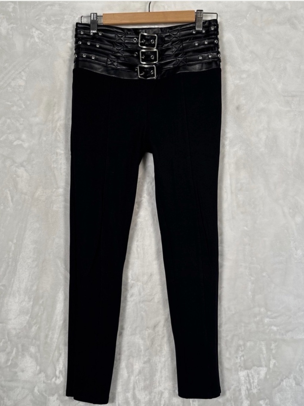 Bebe High-Waist Black Leggings with Buckle Detail